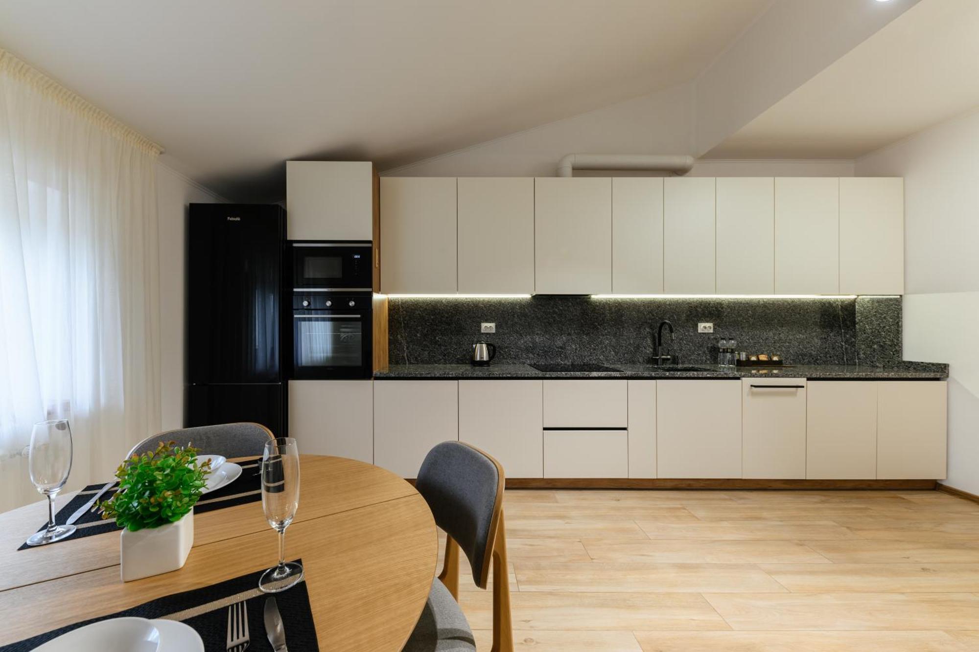 Luxury Apartments Uzhorod Luaran gambar