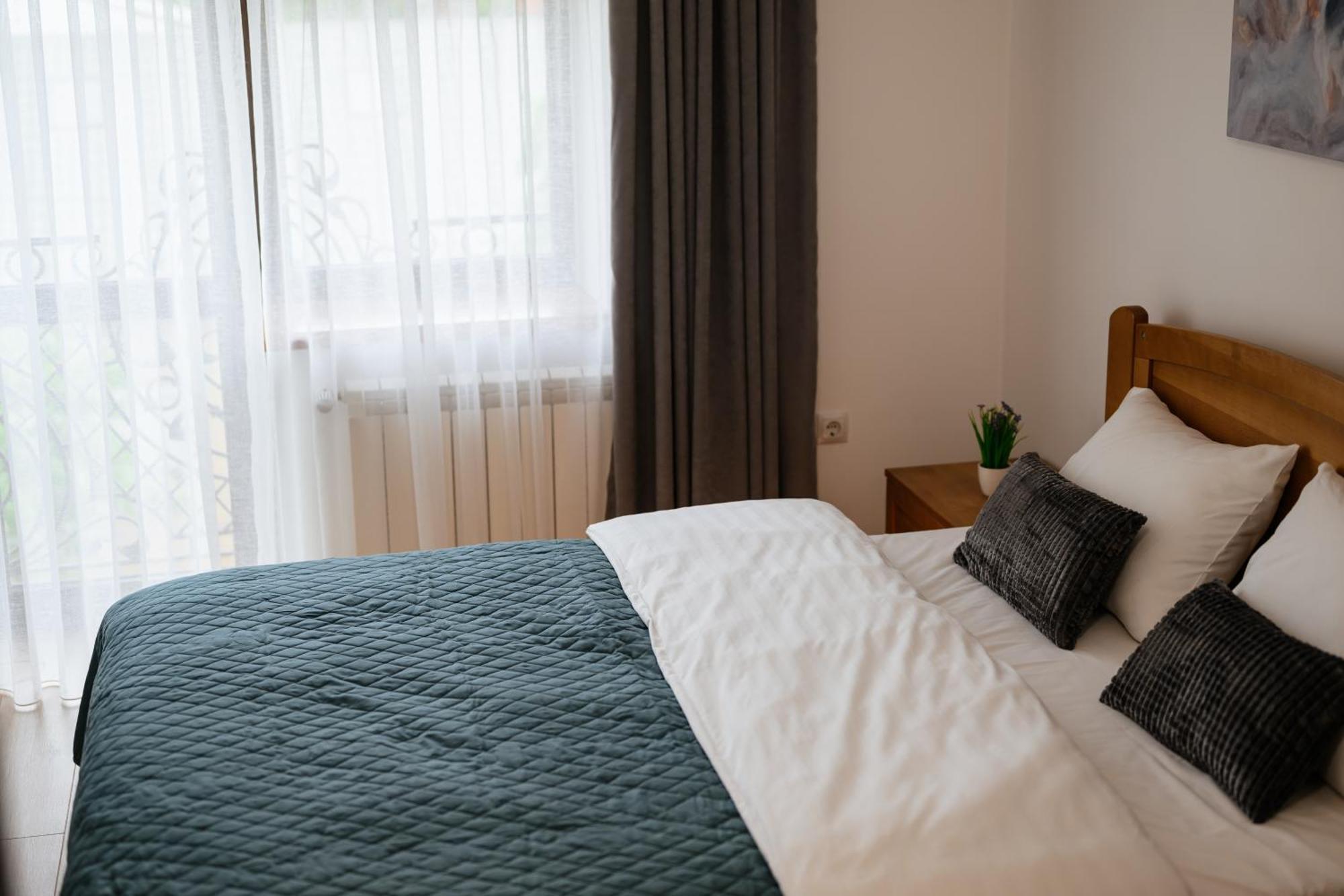Luxury Apartments Uzhorod Luaran gambar